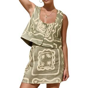 Camila Blanco Womens 2Pc Vest & Short Set